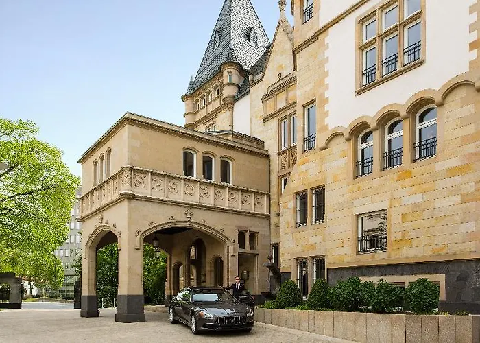 Отель Rocco Kennedy