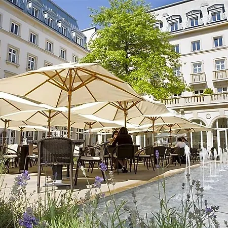 Rocco Kennedy Hotell 5*