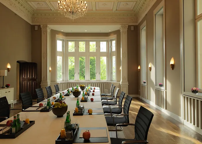 Rocco Kennedy Hotel Frankfurt nad Mohanem