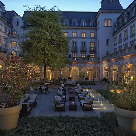 Rocco Kennedy 美因河畔法兰克福